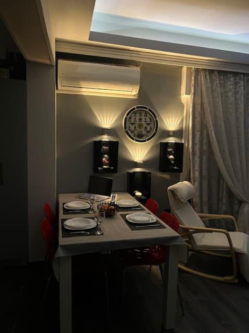 Apartment Arthouse *